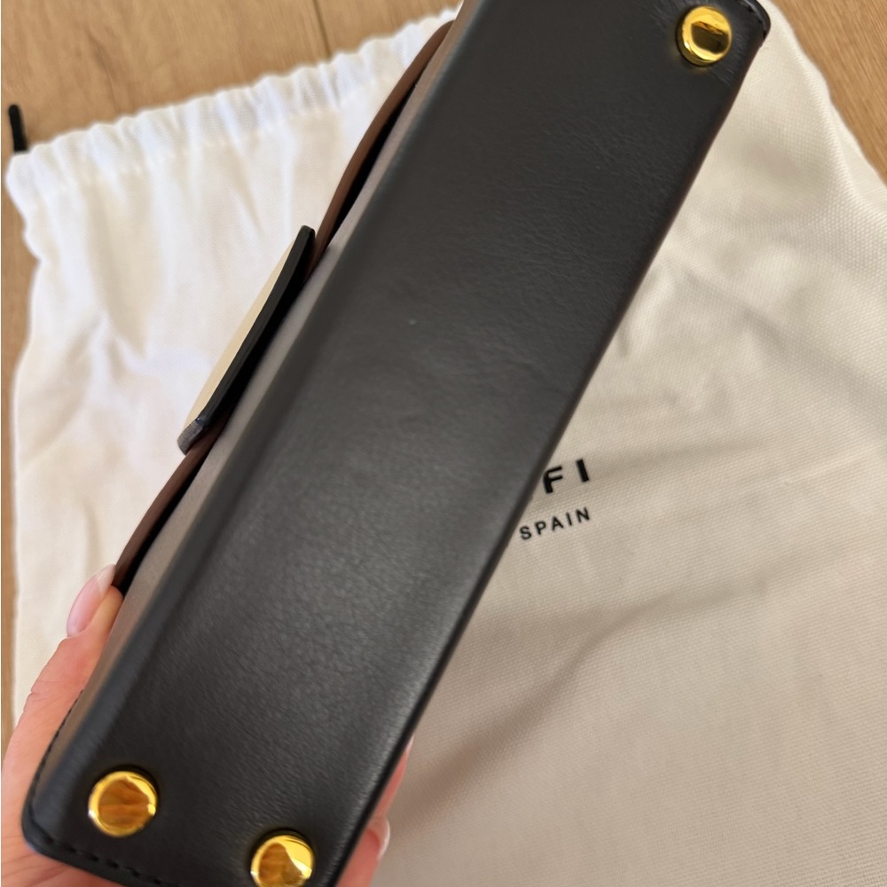 Yuzefi Tri-Tone Bag - Picture 4 of 5